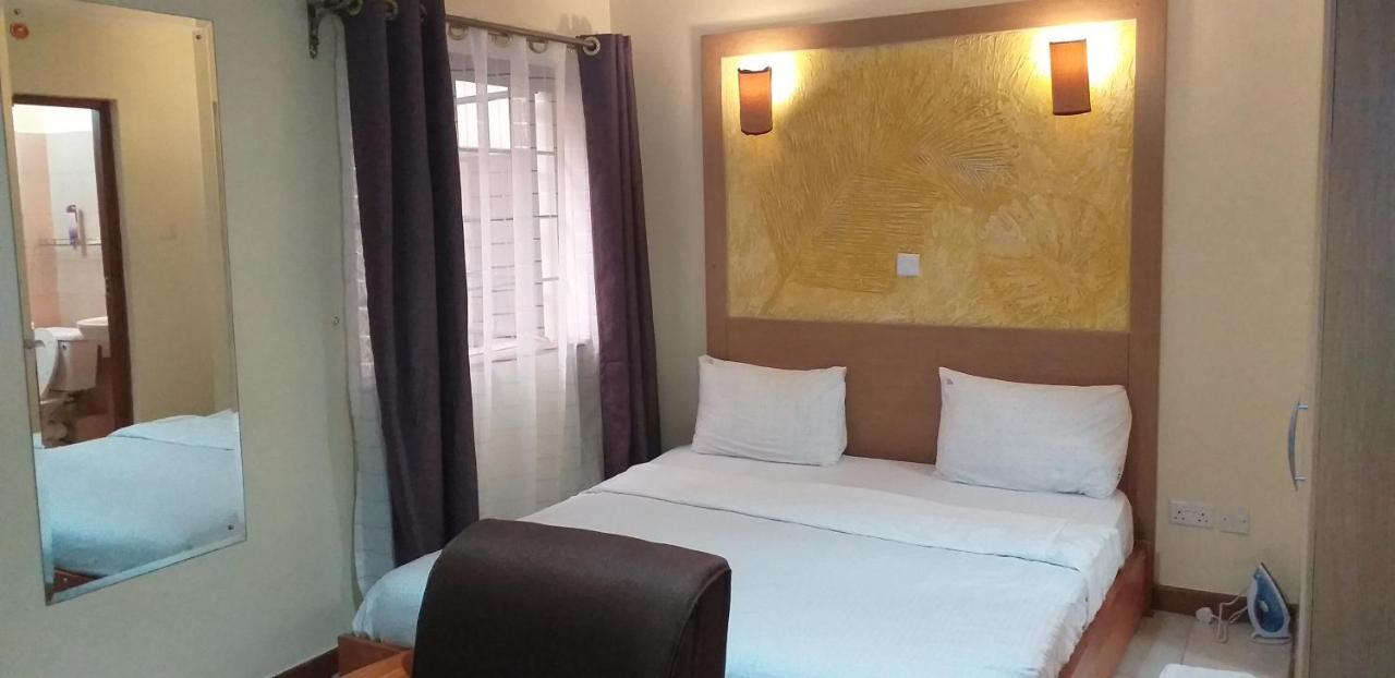 Minimalistic Studio Apartments Nairobi Ngoại thất bức ảnh