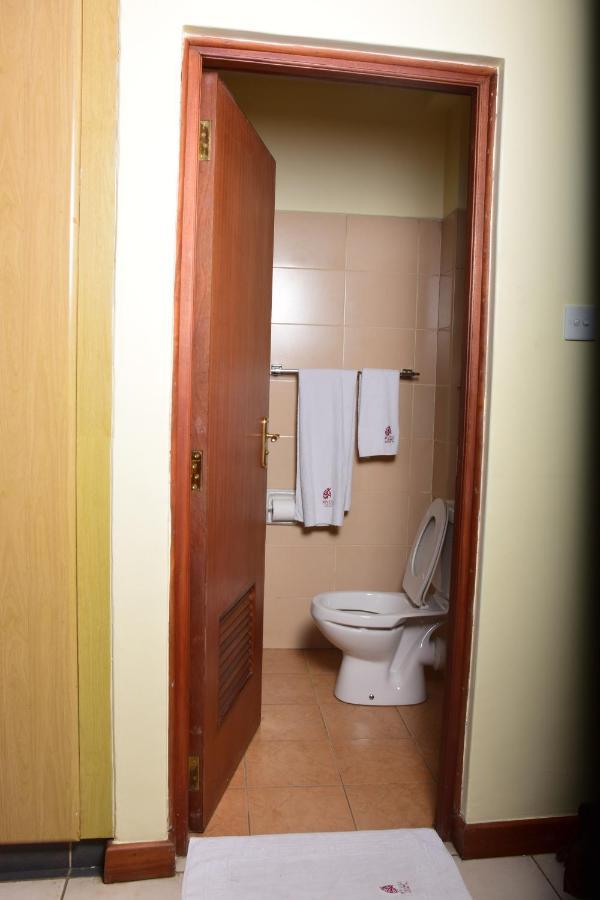 Minimalistic Studio Apartments Nairobi Ngoại thất bức ảnh